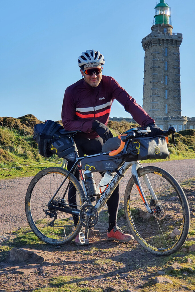 Sébastien voyage léger en bikebacking