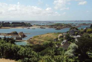 French island on bike ABICYCLETTE