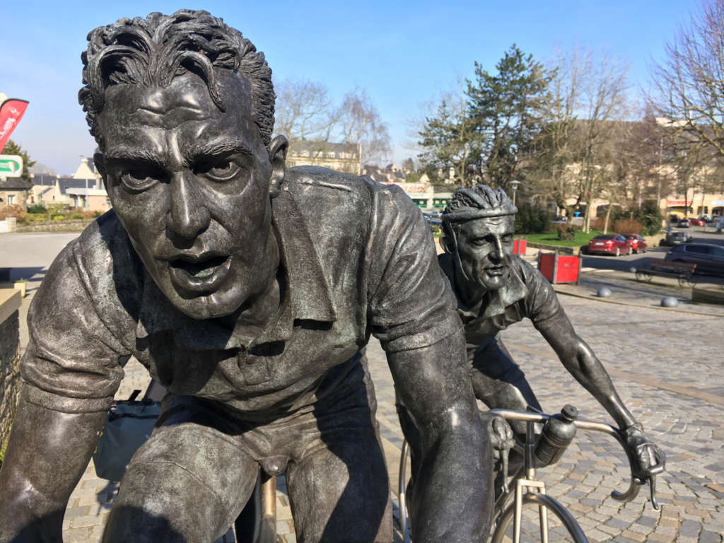 Statues of cyclists