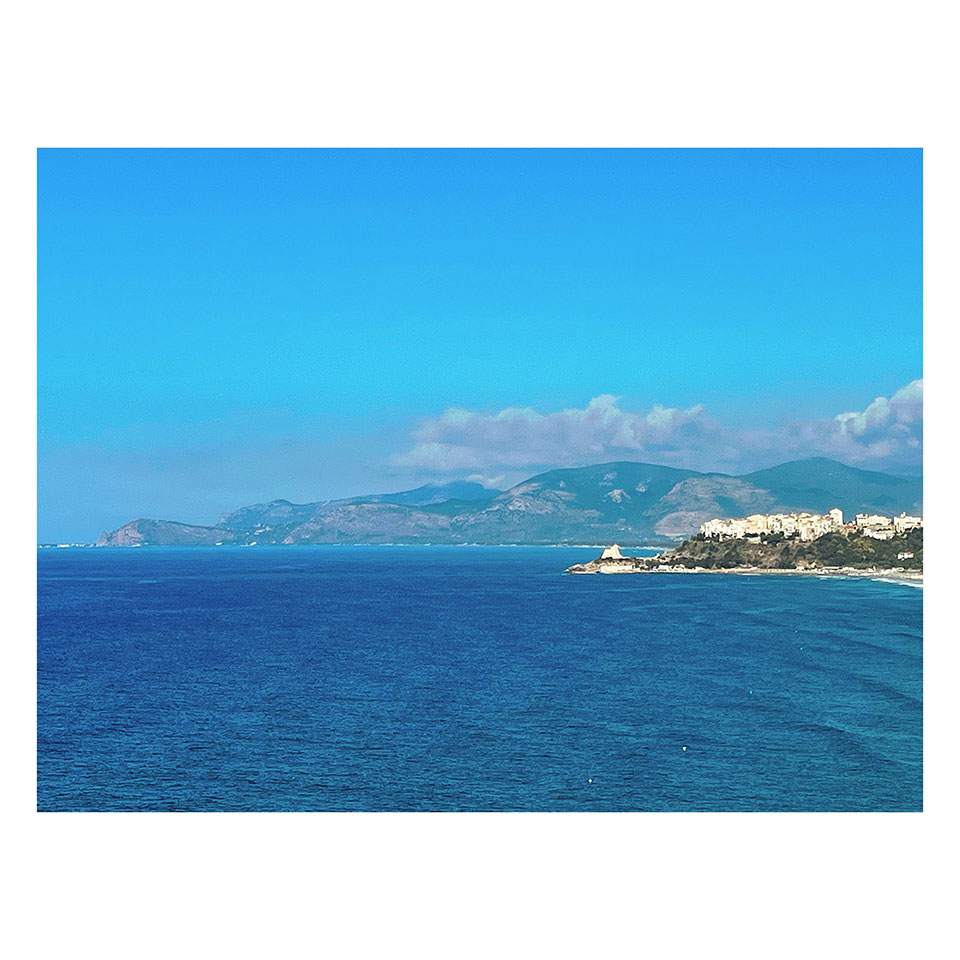 Sperlonga seaside mount