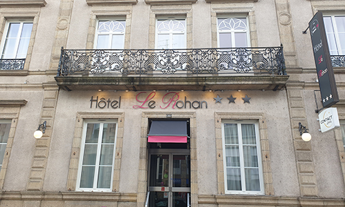 Façade HOTEL LE ROHAN