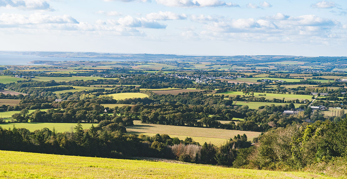 Vue panoramique sur la campagne bretonne