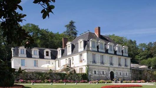 Vue extérieure depuis le parc Hôtel le Chateau De Beaulieu à Joué-lès-Tours