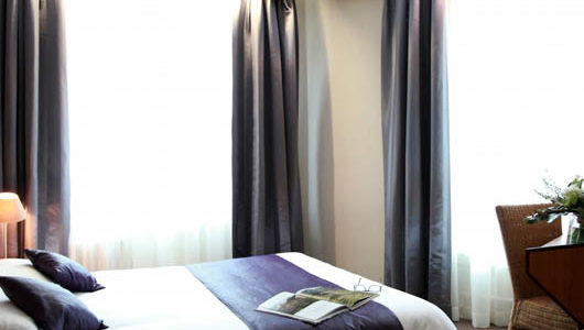 Chambre lumineuse Hôtel Manche Océan à Vannes