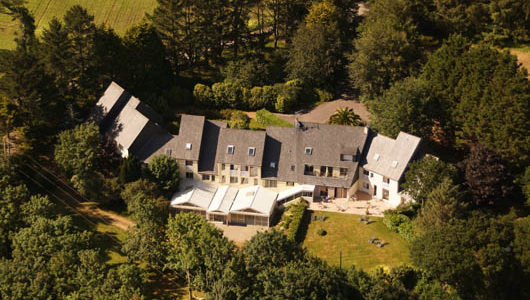 Vue aérienne de Hôtel Latitude Ouest à Locronan