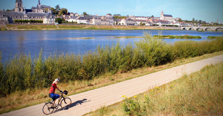 vélo en balade sur les bords de loire a blois