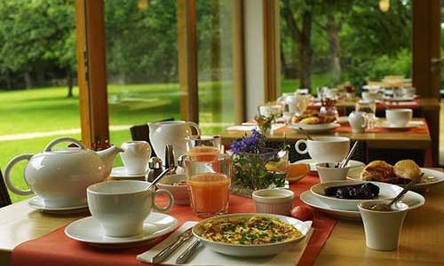 Petit déjeuner à l'hôtel les Esclargies