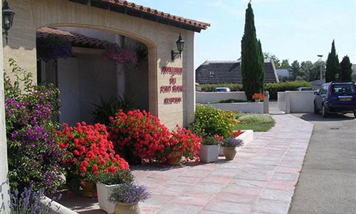 Hotellerie du Pont Blanc à Saintes-Maries de la mer