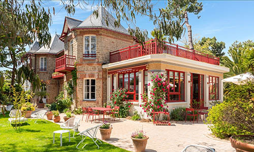 Façade de l'Hôtel Saint-Christophe à LA BAULE