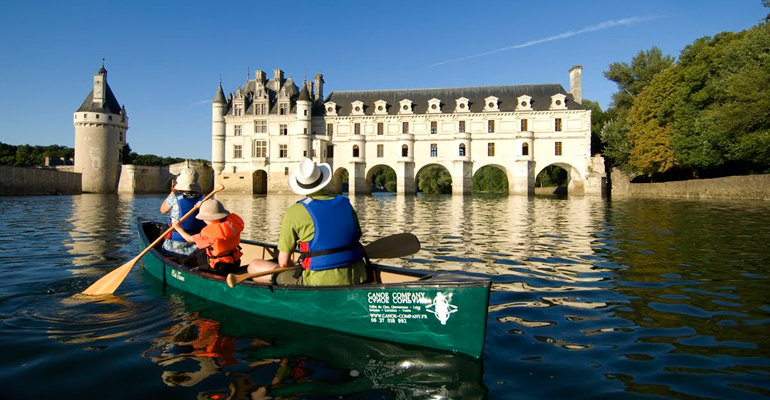 Châteaux de la Loire à vélo et en canoé