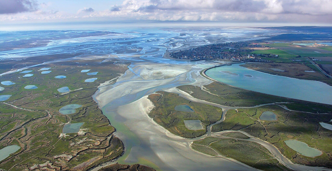 Vue aérienne de la Baie de Somme et de ses marais