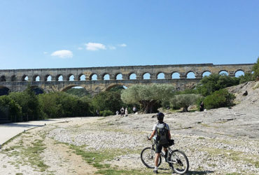 Aqueduc romain à Nîmes