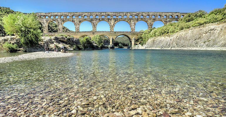 Le pont du Gard et la rivière du Gardon