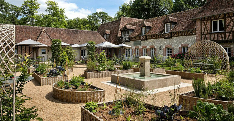 Cour intérieure des Hauts de Loire