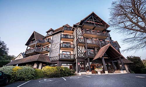 Façade du Best Western Hostellerie du Vallon à Trouville-Sur-Mer