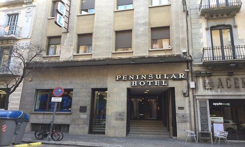 Façade Hotel Restaurant Peninsular GERONE
