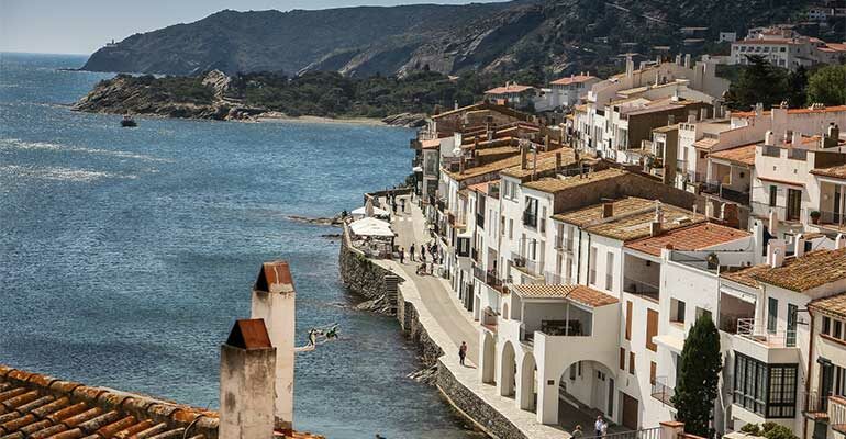 Front de mer du village de Cadaques