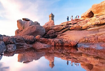 Phare de Men Ruz Côte de Granit rose