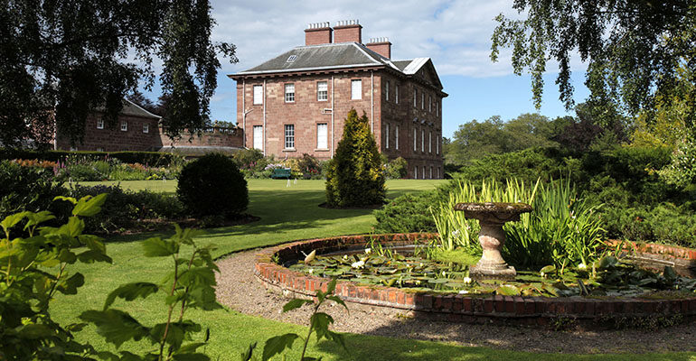 Ancien manoir et jardin Écossais