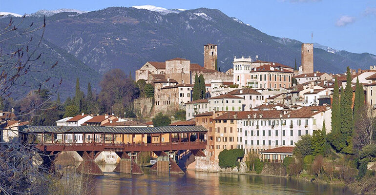 Vue sur la ville de Bassano del Grappa