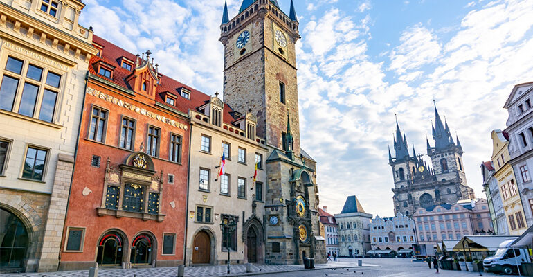 Rues pavées et architecture de la ville de Prague