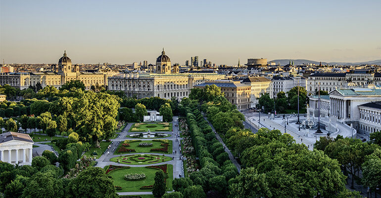 Vue aérienne de Vienne, ses palais et jardins