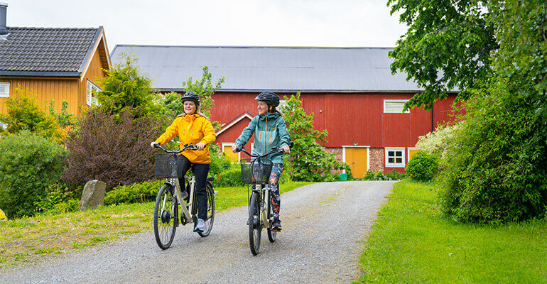 Deux cyclistes en Norvège