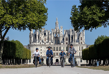 Cyclistes aux chateau de Chambord