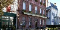 Façade de l'Hotel-Central à Saint-Jean-Pied-de-Port