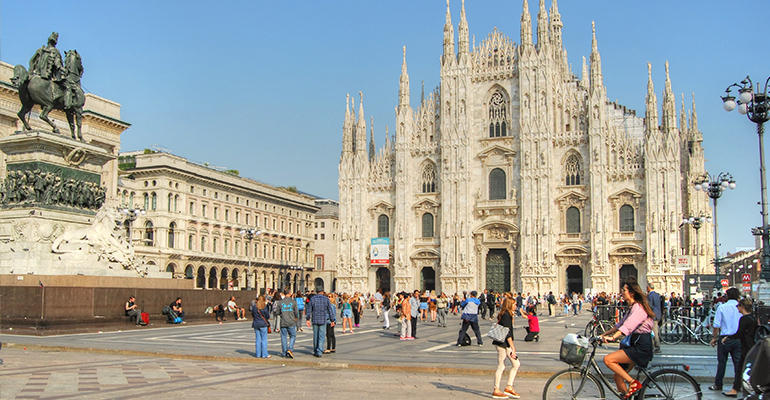 La place de la Cathédrale de Milan