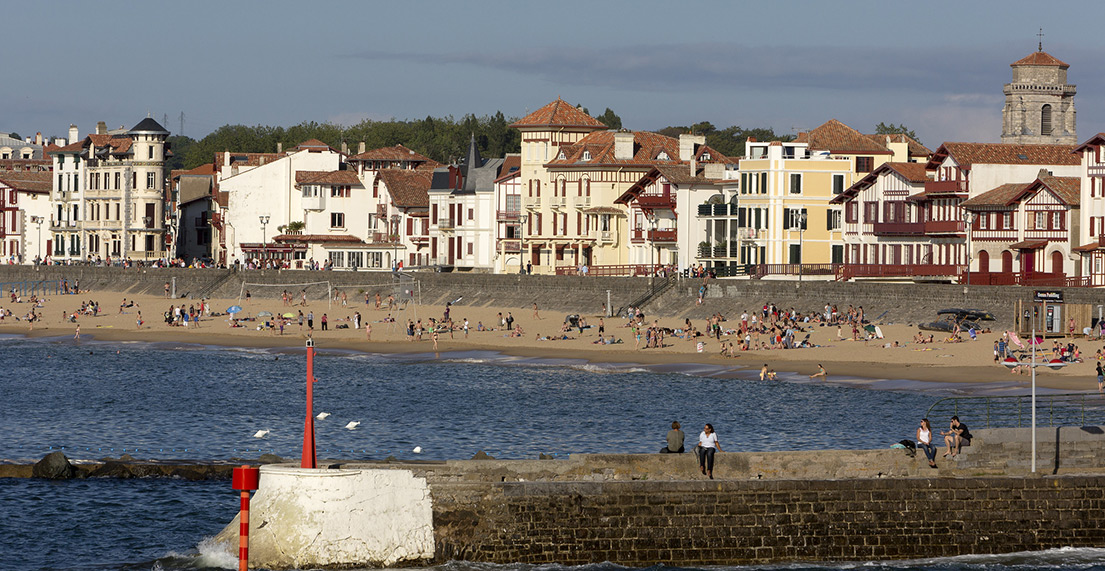 Vue sur le port de Saint Jean de Luz
