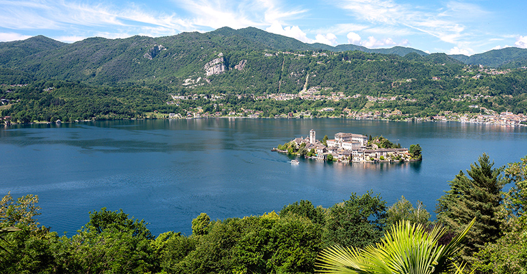 Vue panoramique du Lac Majeure et de son iles