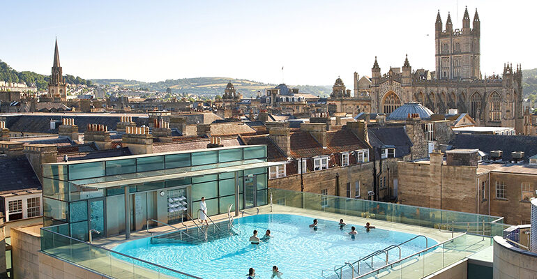Vue panoramiques sur Bath, ses bains et ses toits