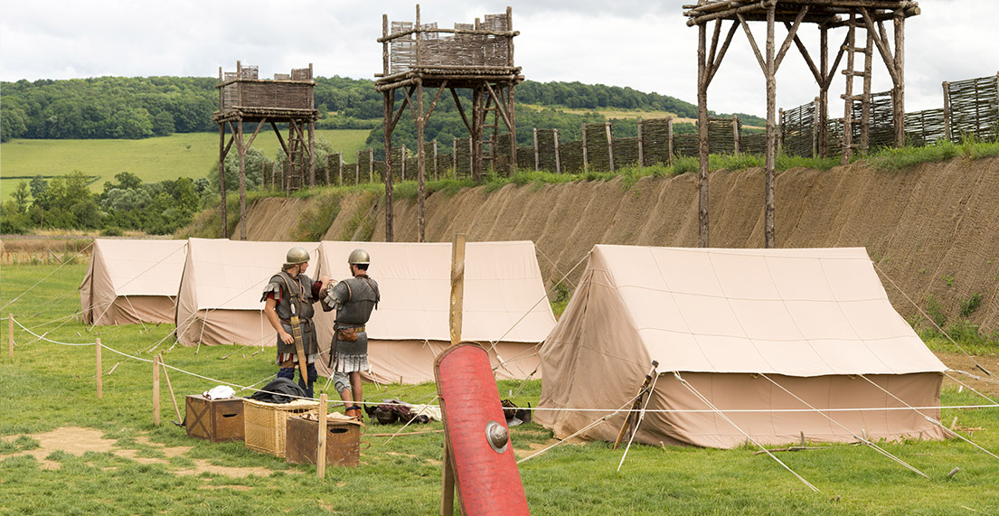 Reproduction d'un camp de romains à Alésia